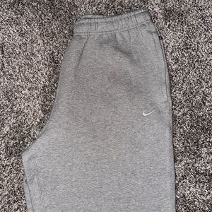 Nike Sportswear Sweatpants L